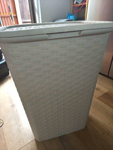 White woven plastic laundry - white,